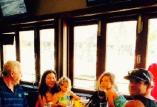 Finley's Bar & Grill美食图片