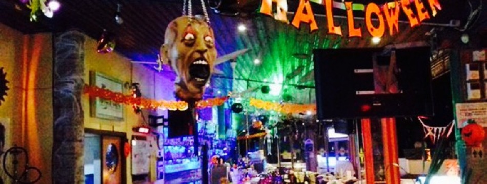 Coral Sunset Cocktail Bar