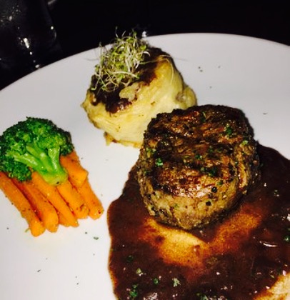 Poinciana Restaurant餐厅图片