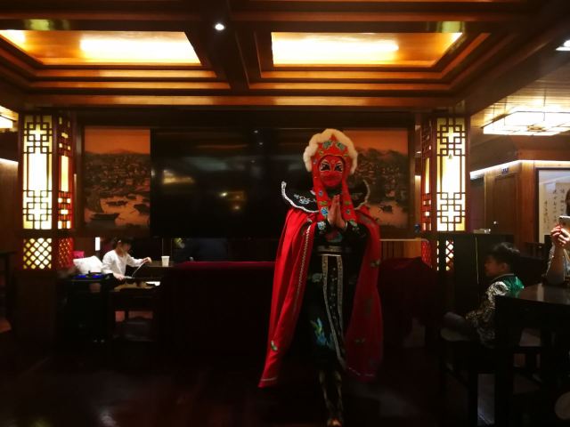 珠江夜遊天字碼頭