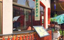 Papaya Restaurant & Cafe