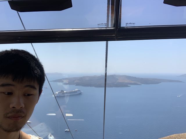 卡美尼火山