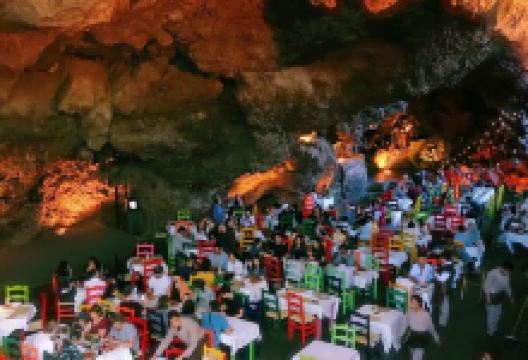 La Gruta Restaurant美食图片