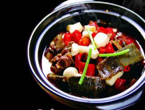 忆江南·临江鱼馆