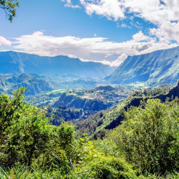 留尼汪（法属）新娘的头纱瀑布+萨拉济+埃勒堡一日游