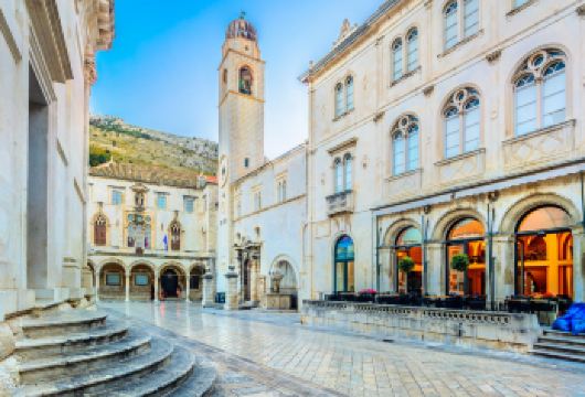 斯彭扎宫+罗维里耶纳克要塞+总督宫+大欧诺佛喷泉包车一日【精品包车，私享空间，上门接送，轻松出行】