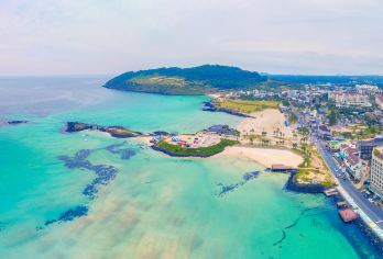 山君不离+城邑民俗村+三阳黑沙滩一日游【包车/景点可选】【当地中文司机，在地生活，感受当地人的模式 美食攻略，旅途聚会，吃吃喝喝畅游当地】