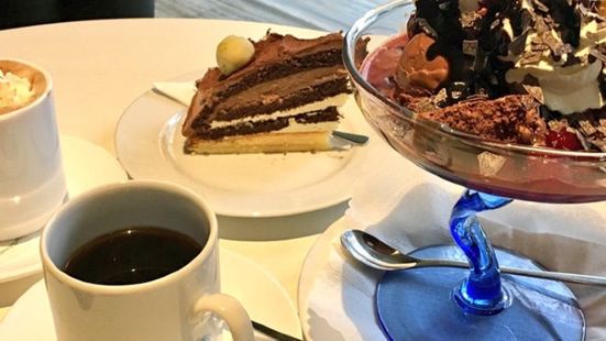 Pan Am Lounge Reviews Food Drinks In Berlin Berlin Trip Com