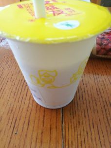 一鸣真鲜奶吧(华峰店)-温州