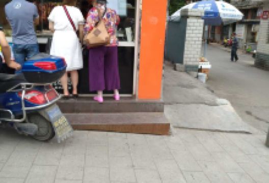 骆记馋鸭(东街店)美食图片