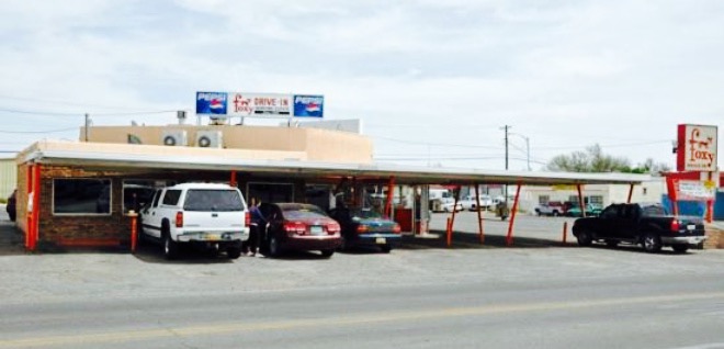 Foxy Drive-In餐厅图片