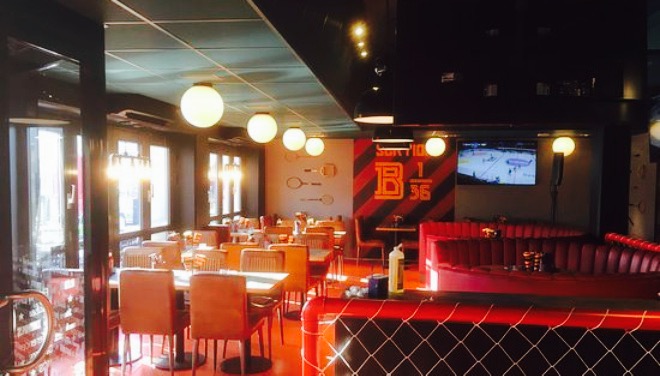 Stars and Stripes Grill & Sportsbar