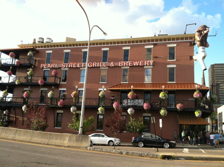 Pearl Street Grill & Brewery餐厅图片