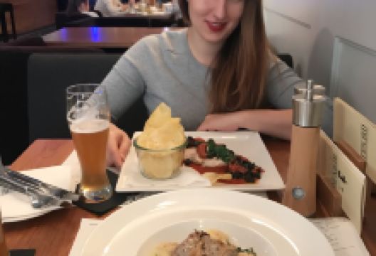 Bernard Pub- Restaurant美食图片