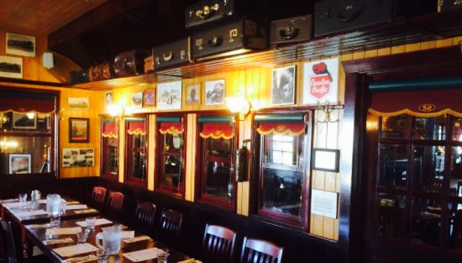 Strathmore Station Restaurant And Pub