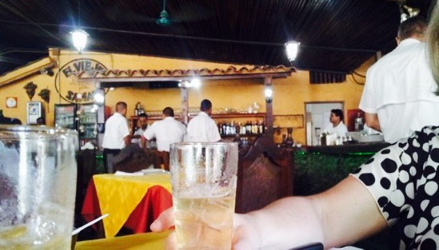 El Viejo Saman餐厅图片