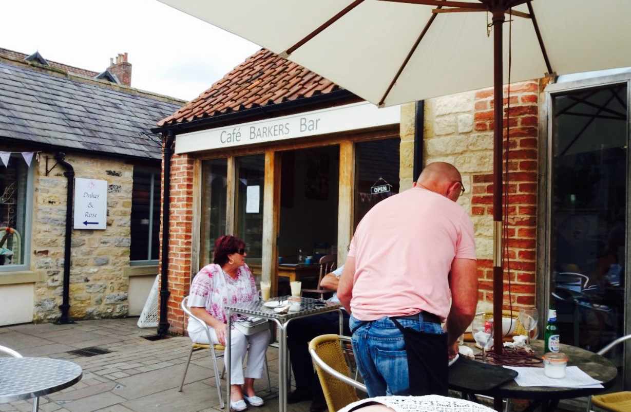 Barkers Cafe Bar餐厅图片