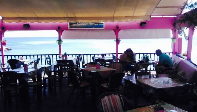 Dimitri's Corner Best Sea View