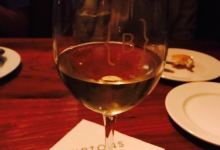 Burtons Grill & Bar美食图片