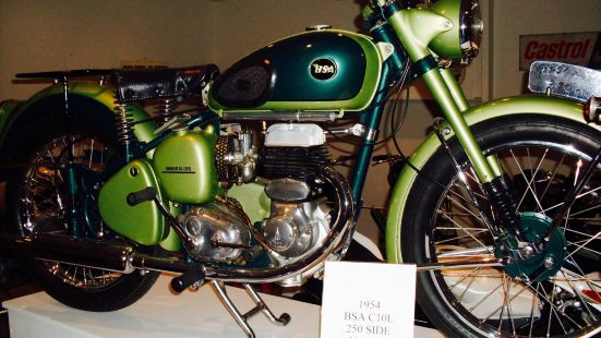 Bicheno's Motorcycle Museum & Restoration