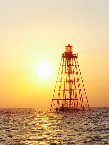 American Shoal Lighthouse Travel Guidebook Must Visit Attractions
