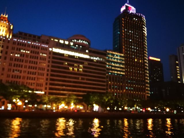 珠江夜遊天字碼頭