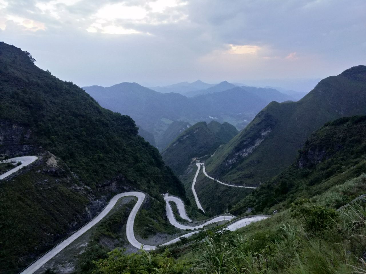 莲花山