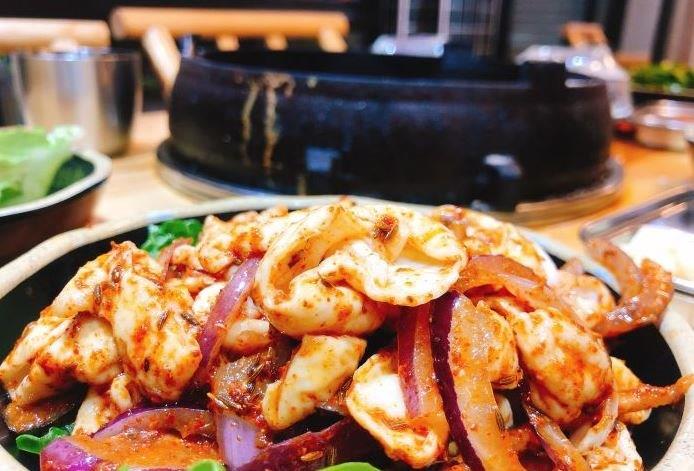 酒拾烤肉(河西店)