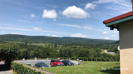 Aspen Dale Winery At The Barn Travel Guidebook Must Visit