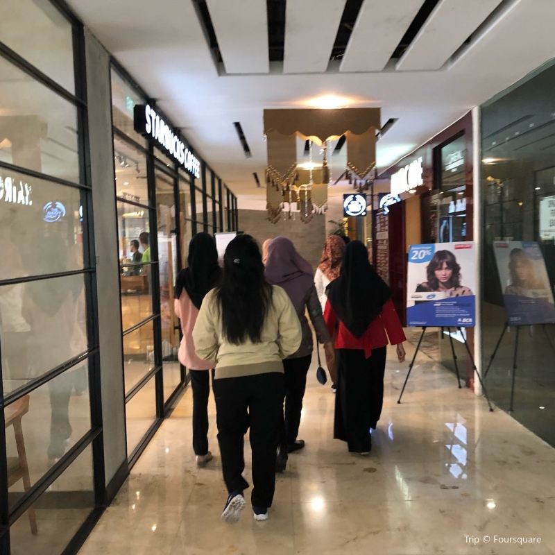 Menteng Huis Travel Guidebook Must Visit Attractions In