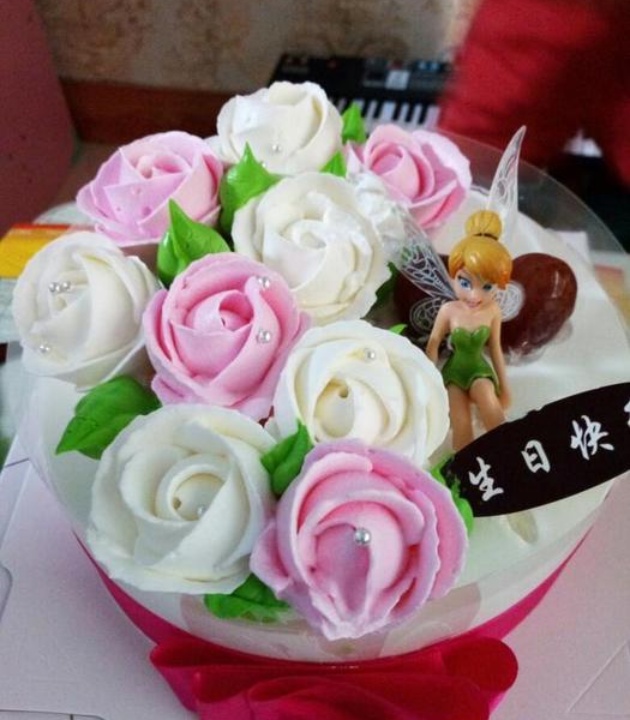 怡硕香西饼屋(广场店)