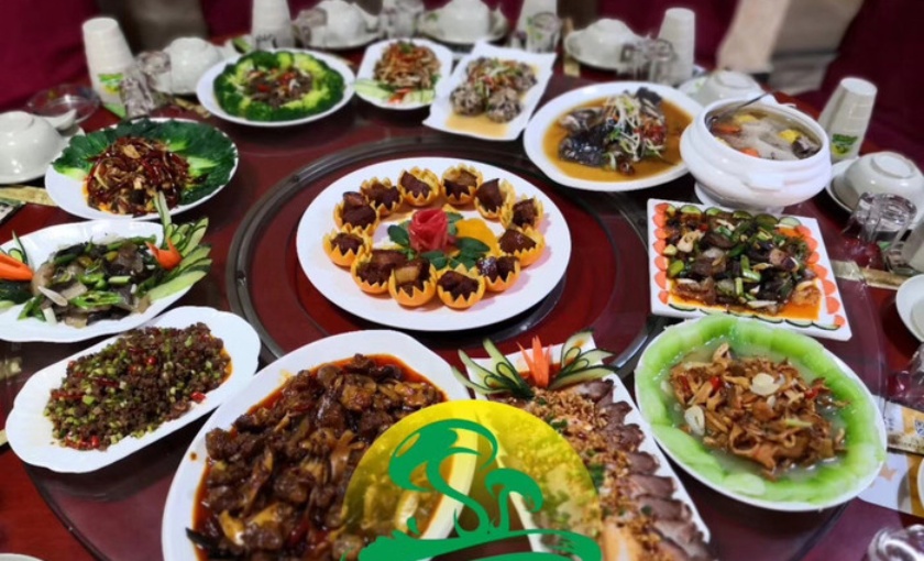 野山珍楼阁(罗平总店)餐厅图片