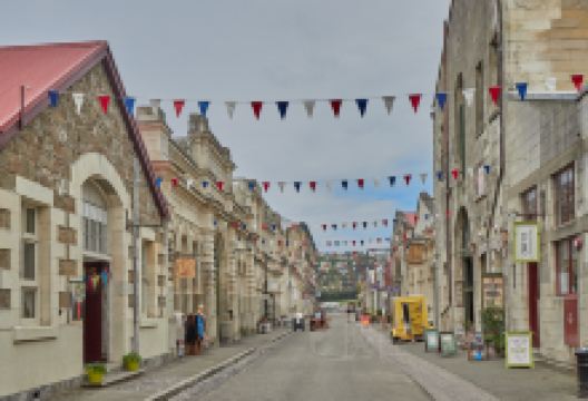 奥玛鲁历史区景点图片