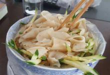 濮阳二勇裹凉皮凉皮美食图片