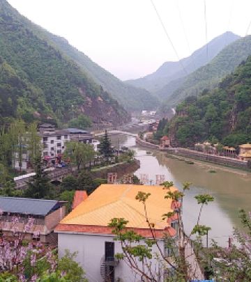 卢氏游记图文-男女裸浴之乡——体验裸浴文化