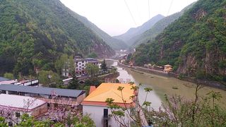 男女裸浴之乡——体验裸浴文化