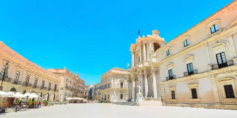 奧爾蒂賈島大教堂廣場