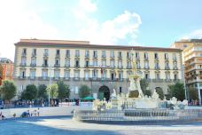 那不勒斯市政厅广场-那不勒斯-doris圈圈