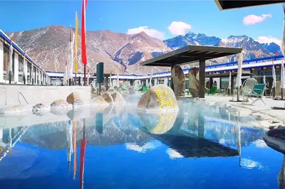 蓝色天国羊八井地热旅游区