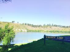 Valley Lake-甘比尔山
