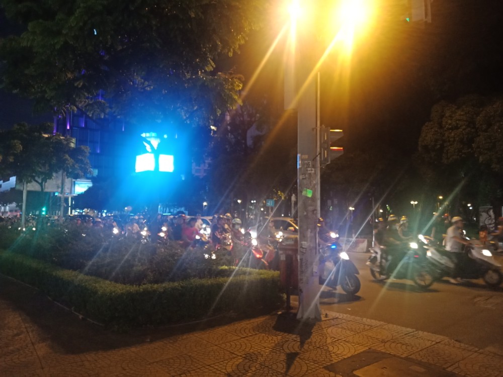 夜游胡志明市街道