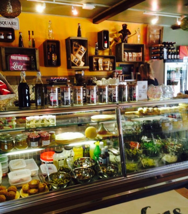 Lilys Coffee Shop - Cafe