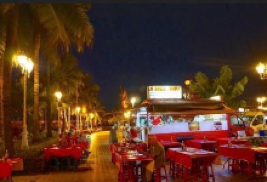 Les Roulottes美食图片