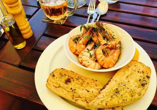 Papa's Living Restaurant