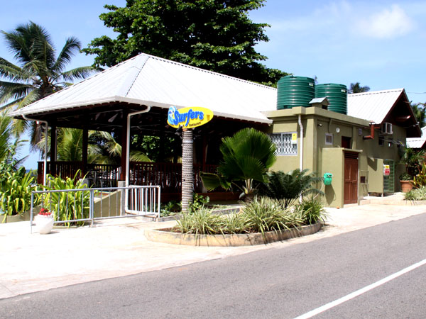 Surfers Beach Restaurant