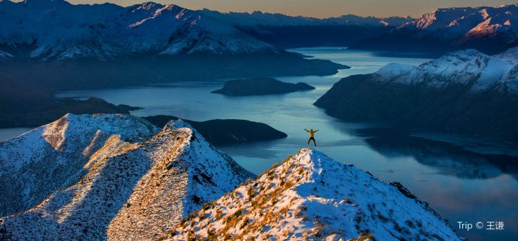 Roys Peak Track Travel Guidebook Must Visit Attractions In Wanaka