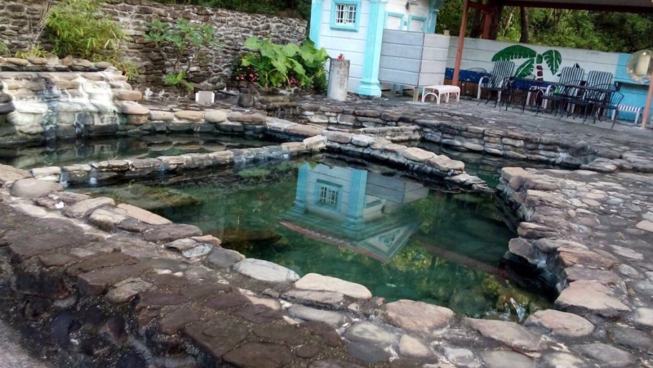 四重溪温泉