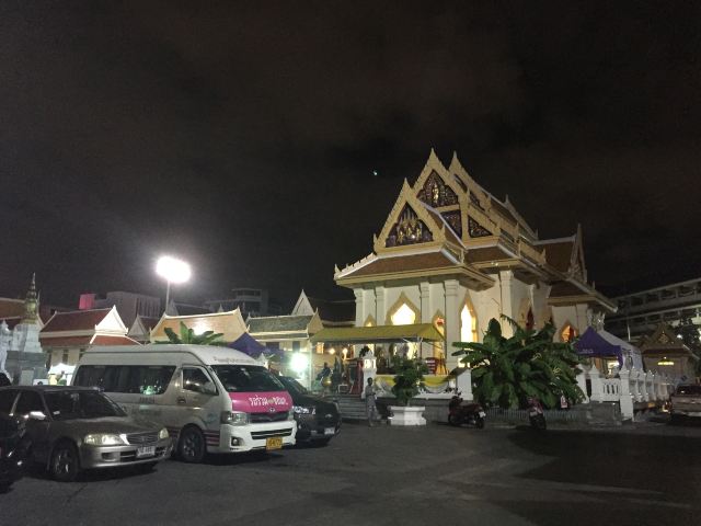 Wat Traimit Wittayaram