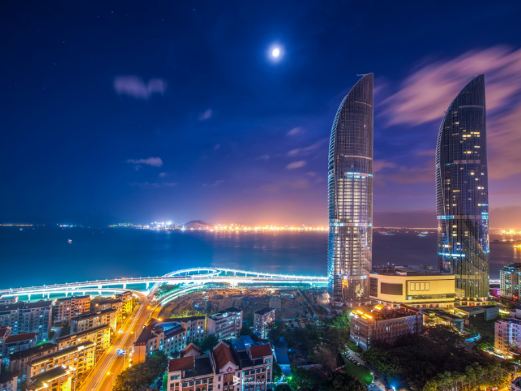 鹭江夜游
