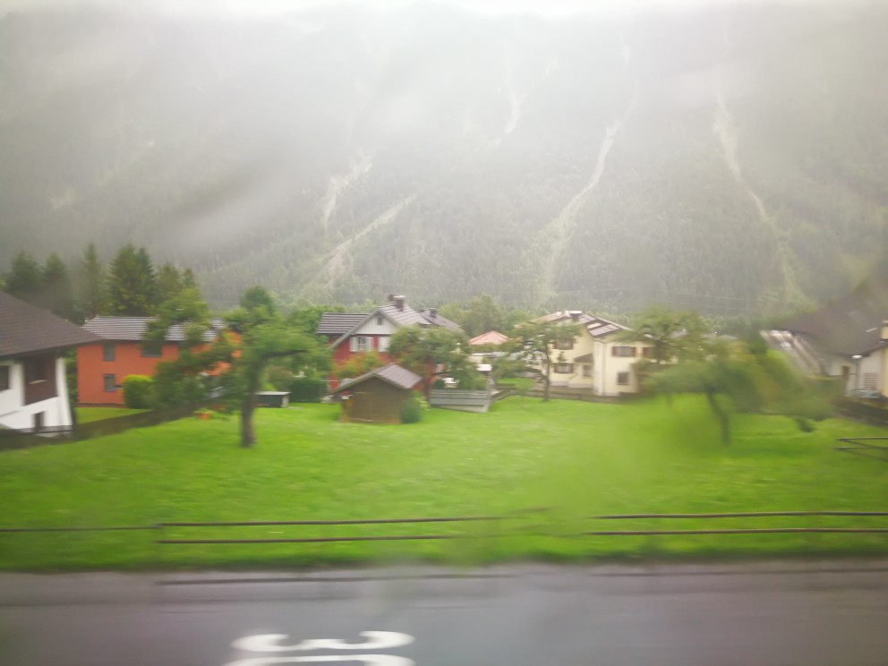 瑞士，雨中